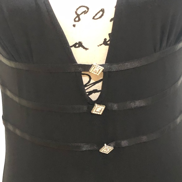 Women’s size Large Carolina Black Cocktail Dress- $12 - Picture 2 of 8